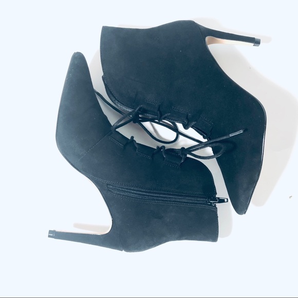 NWOT Black Suede Heels Pointed Toe - Picture 3 of 8